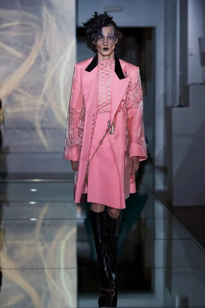 Look 31